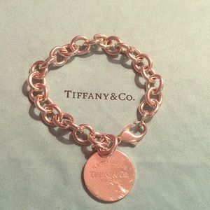 Please Return to Tiffany’s Oval Bracelet